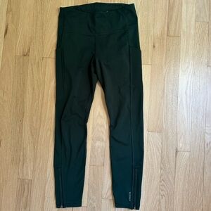 Athleta Ultimate Run 7/8 Tight - Petite Small